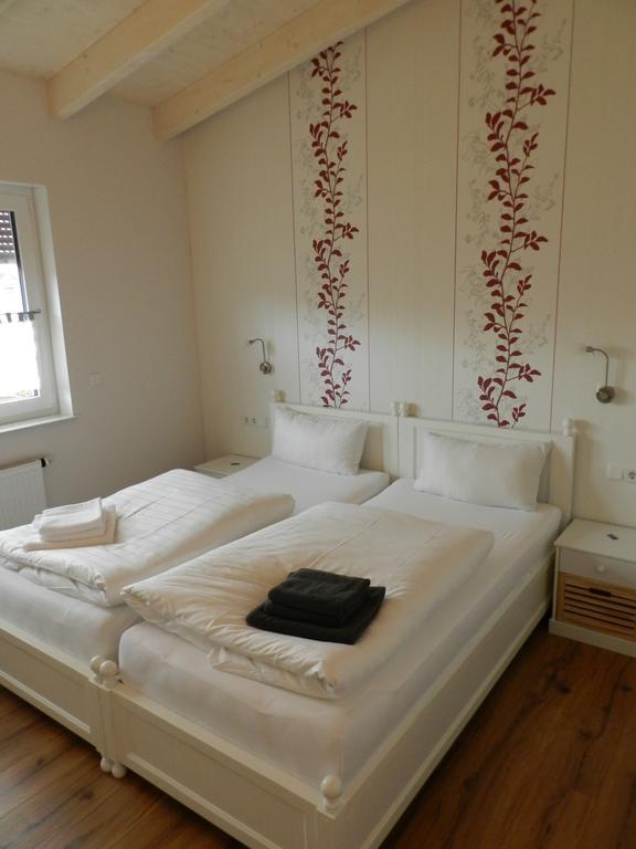 Gasthaus Johanning Ek Uslar Luaran gambar