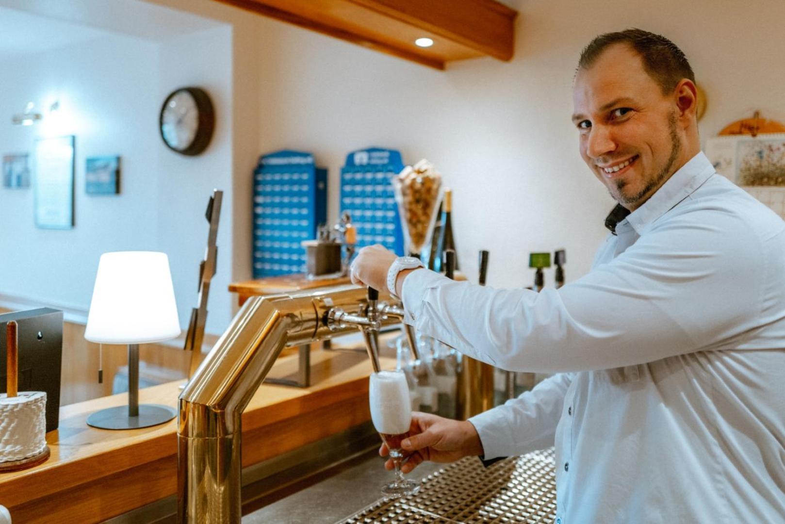 Gasthaus Johanning Ek Uslar Luaran gambar